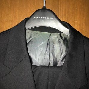 Kenneth Cole Men’s Black Slim Fit Suit - 50R